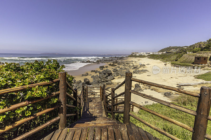 Plettenberg湾Keurboomstrand的Arch Rock海滩